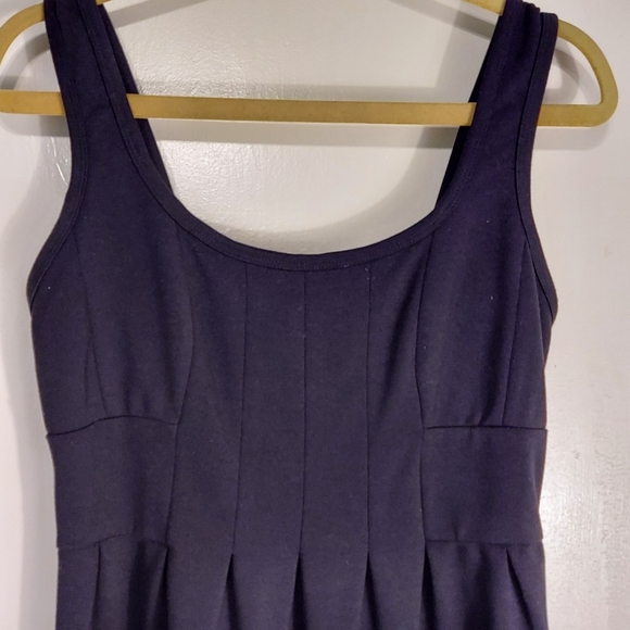Banana Republic Halter/Tank Skater Styled Dress in Black Stretch Fabric size 8 - Picture 4 of 12